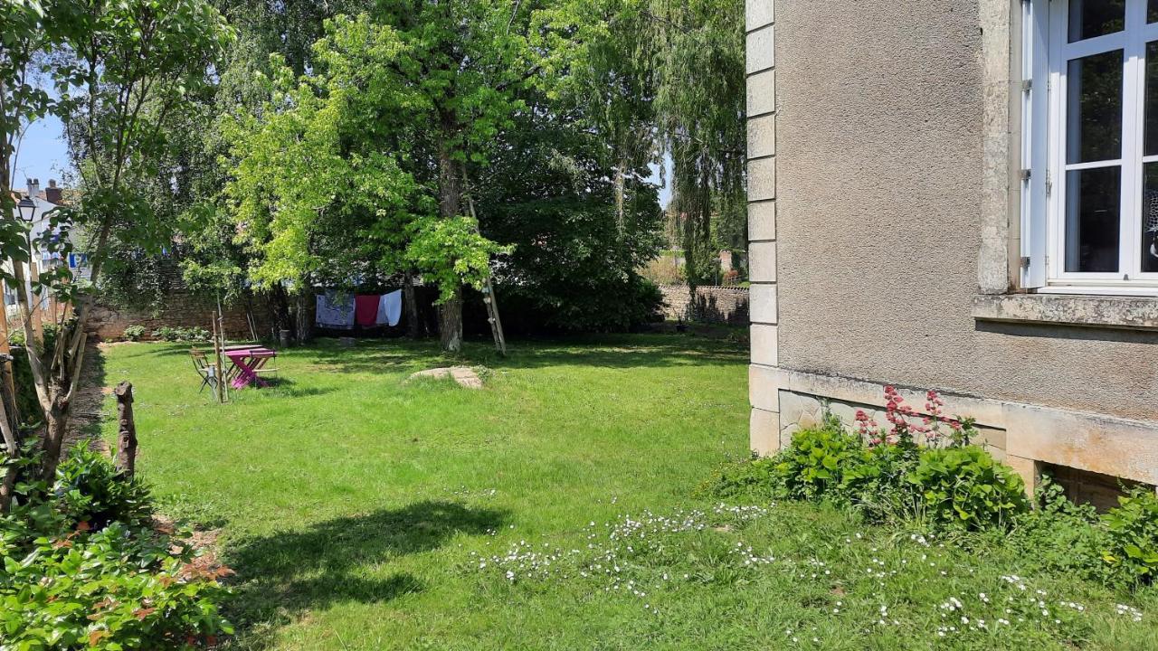 Le Pas Sage Bed & Breakfast La Caillere-Saint-Hilaire Exterior photo